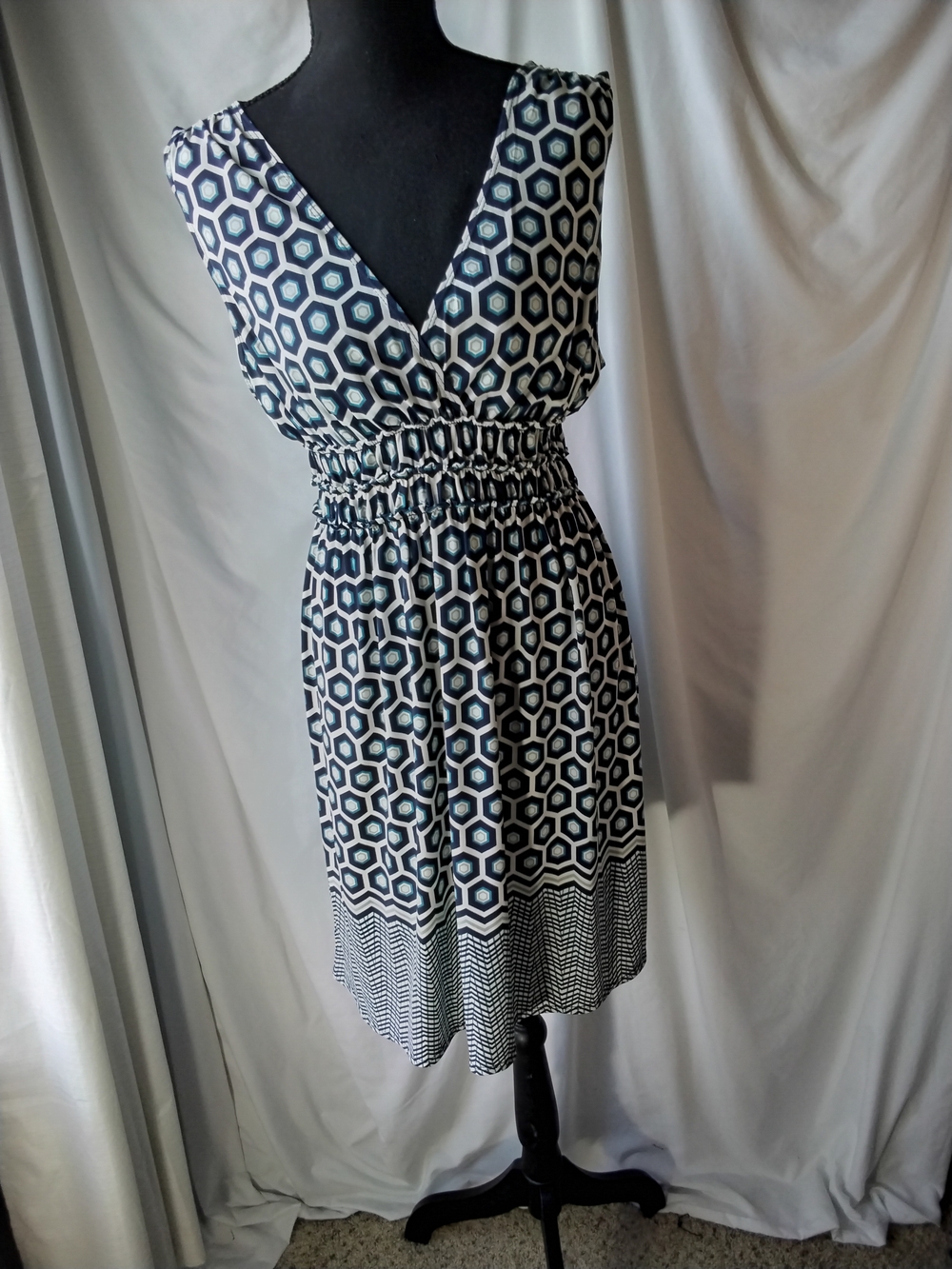 Max Edition Navy and White Geometric V-Neck Midi Dress
